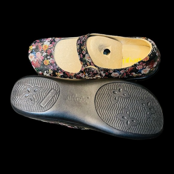 New - Picture 3 of 6